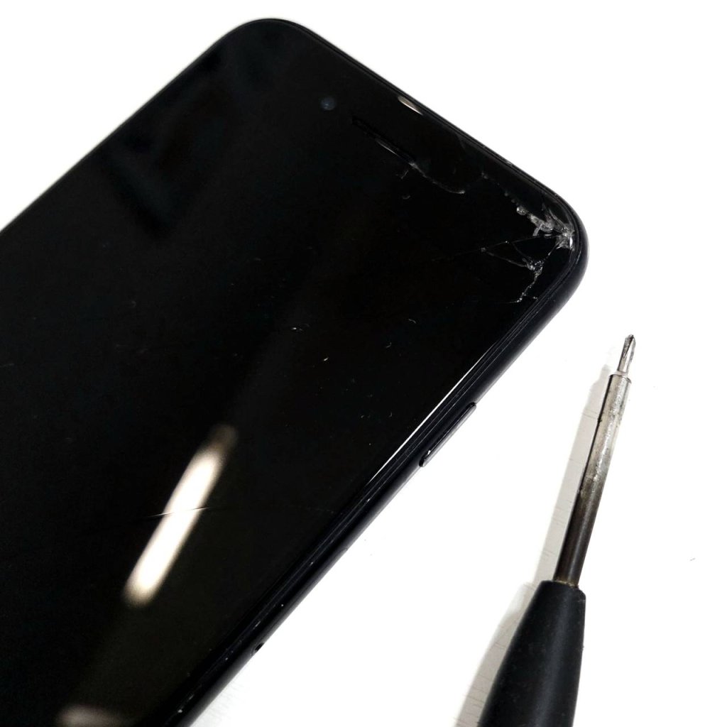 iPhoneSE3 液晶交換