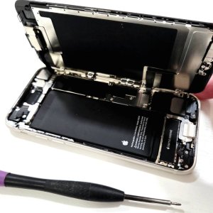 iPhoneSE3 バッテリー交換