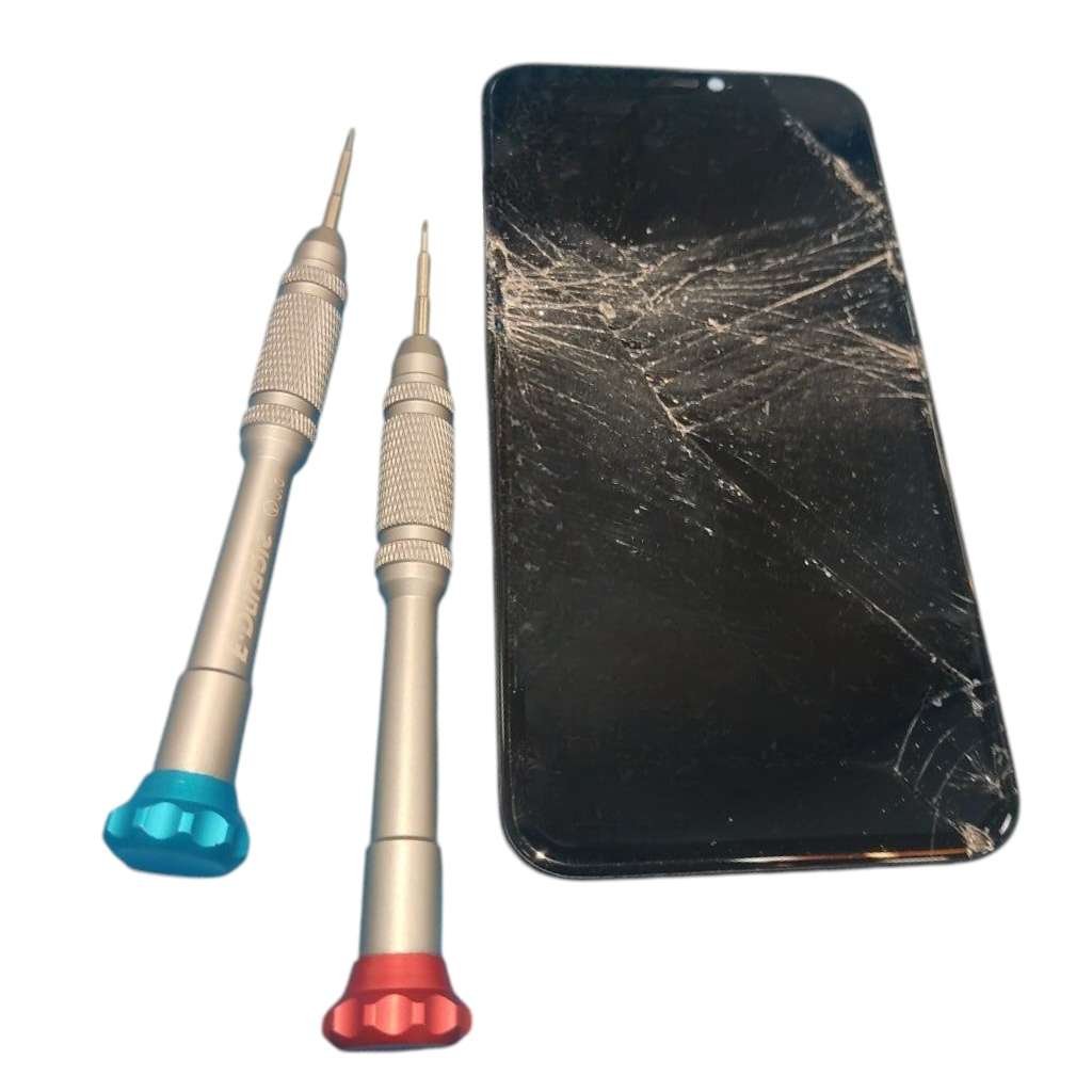 iPhone12 フロントパネル交換