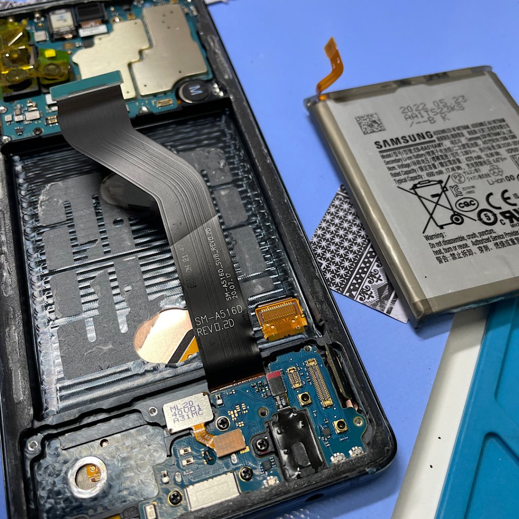 アンドロイド携帯 サムソン ギャラクシー 充電劣化 バッテリー交換修理| 牛久市さくら台| Androidもご予約で即日対応！