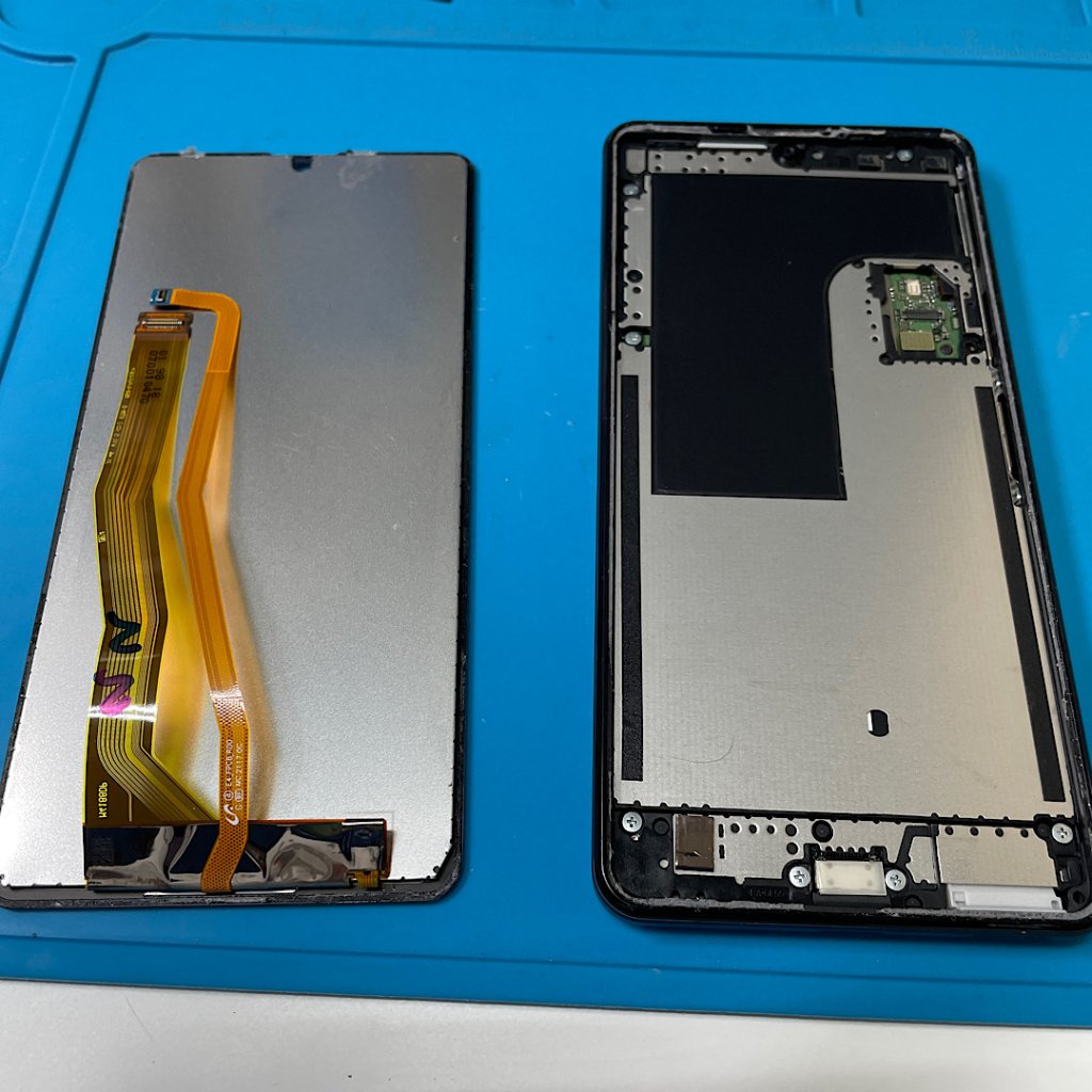 アンドロイド携帯 シャープ AQUOS ブラックアウト 液晶交換| 印西市滝野|グーグルピクセル 6a 7a 8aは即日交換致します！