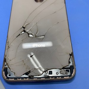 iPhone11バックパネル交換| つくばみらい市西丸山 | 背面交換もご予約で対応しております！