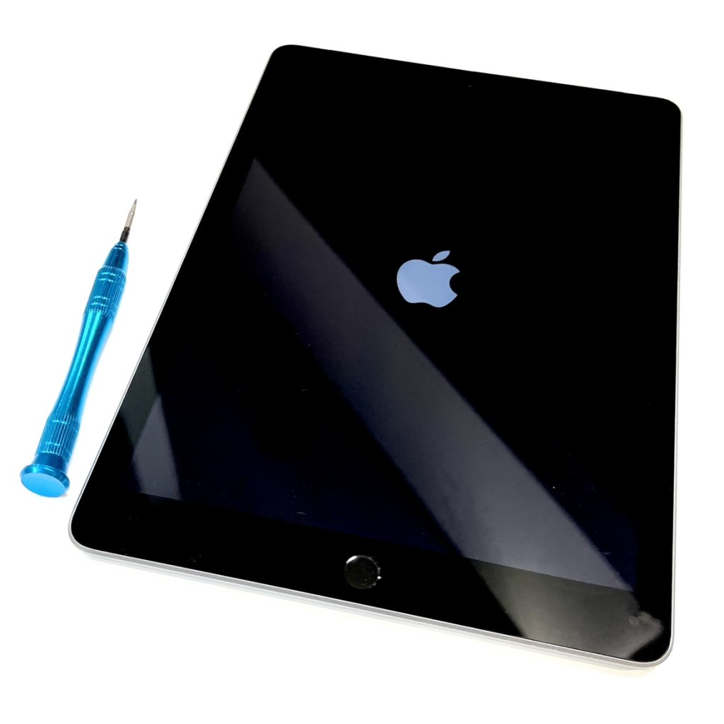 iPad8 【アイパッド8】 コネクタ修理