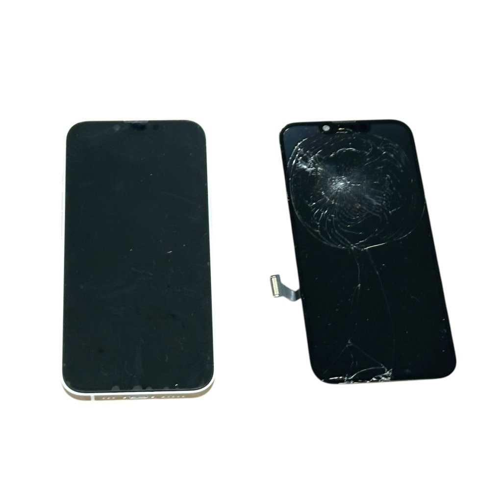 iPhone14 液晶交換 (割れ、タッチ不良)
