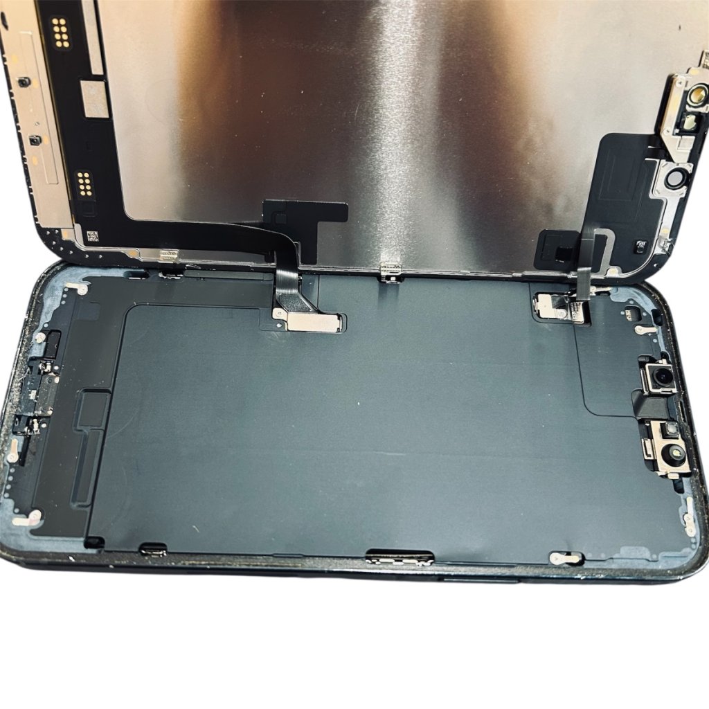 iPhone14Plus 液晶パネル交換