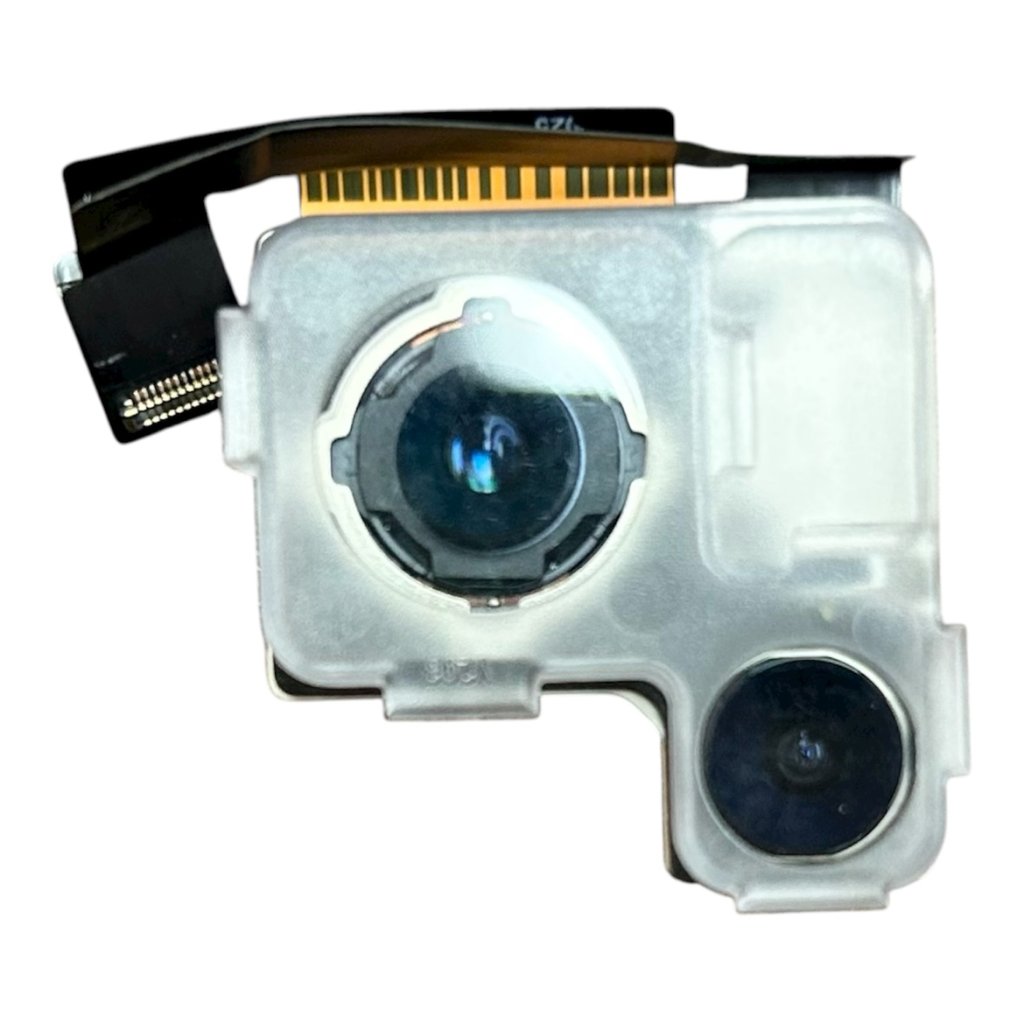 iPhone13 アウトカメラ交換修理