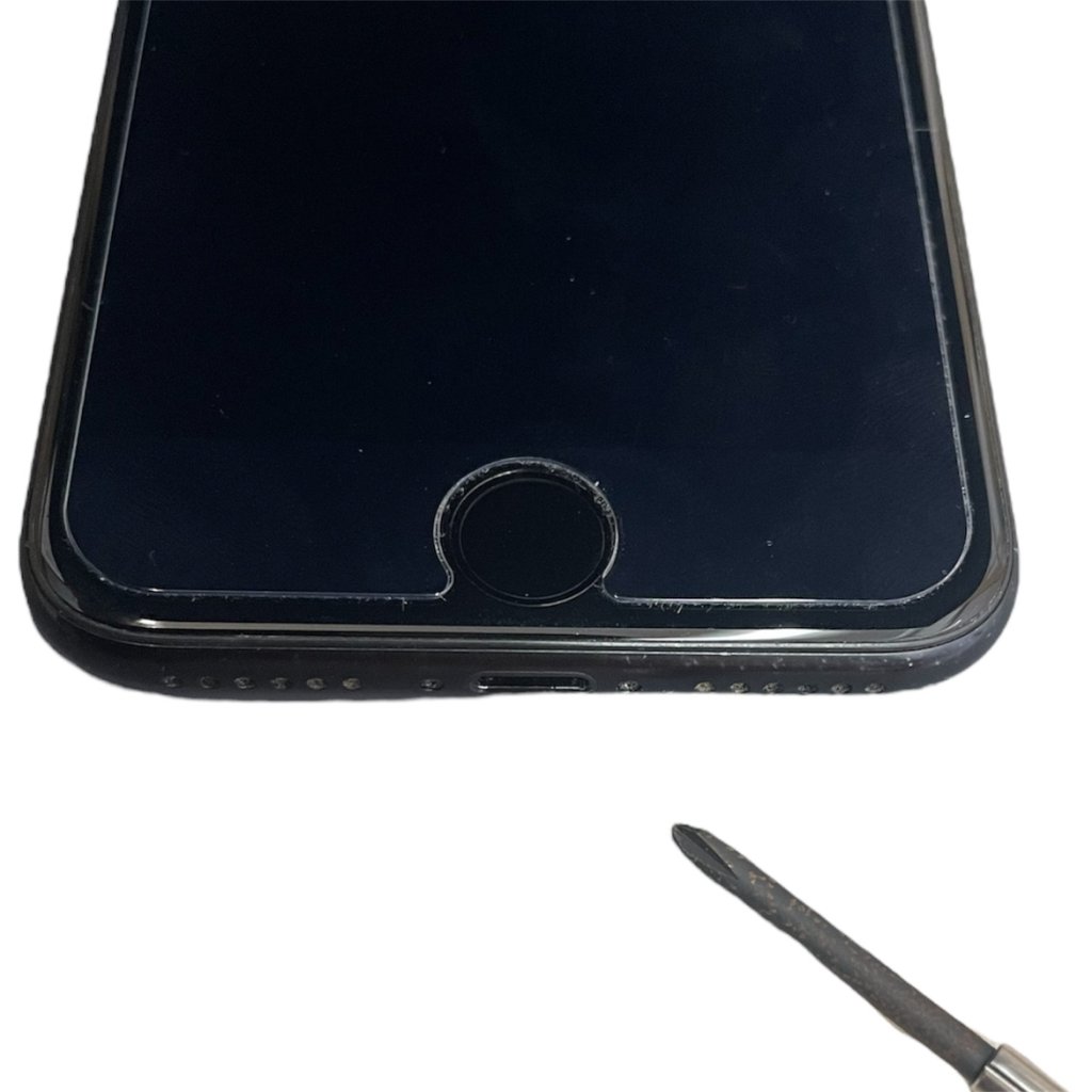 iPhoneSE3　ドックコネクター修理