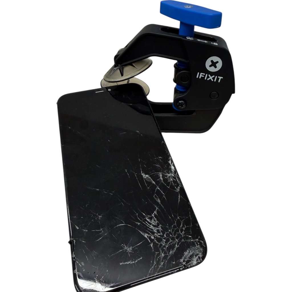 【画面割れ】iPhoneXR 液晶交換｜スマホ修理SHOP グランディールイチイ店