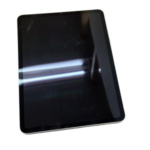 iPadPro11インチ(第4世代) 基板修理 (充電不良、起動不可)