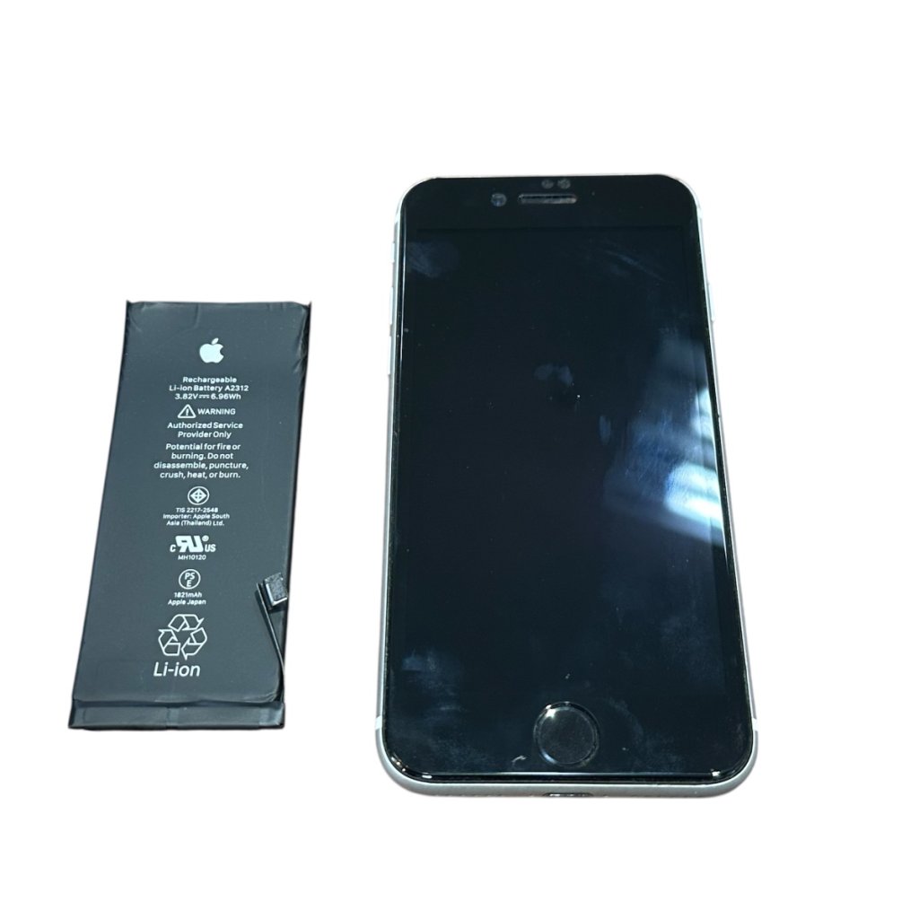 iPhoneSE2 バッテリー交換(最大容量68％)