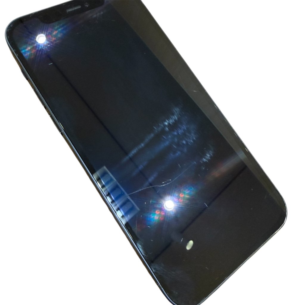 【iPhone 12　パネル交換】弘前市