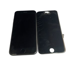 iPhoneSE3　液晶交換