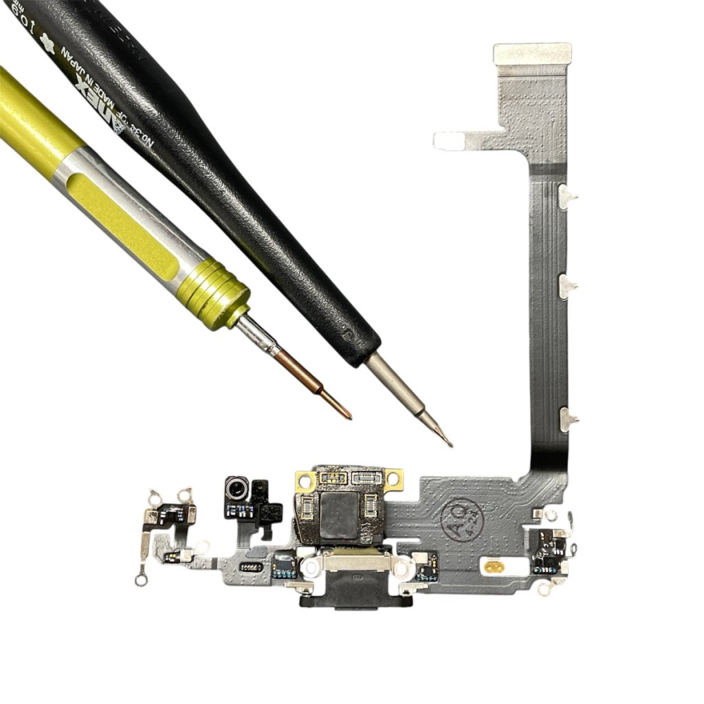 【充電不良】iPhone11ProMax ライトニング修理