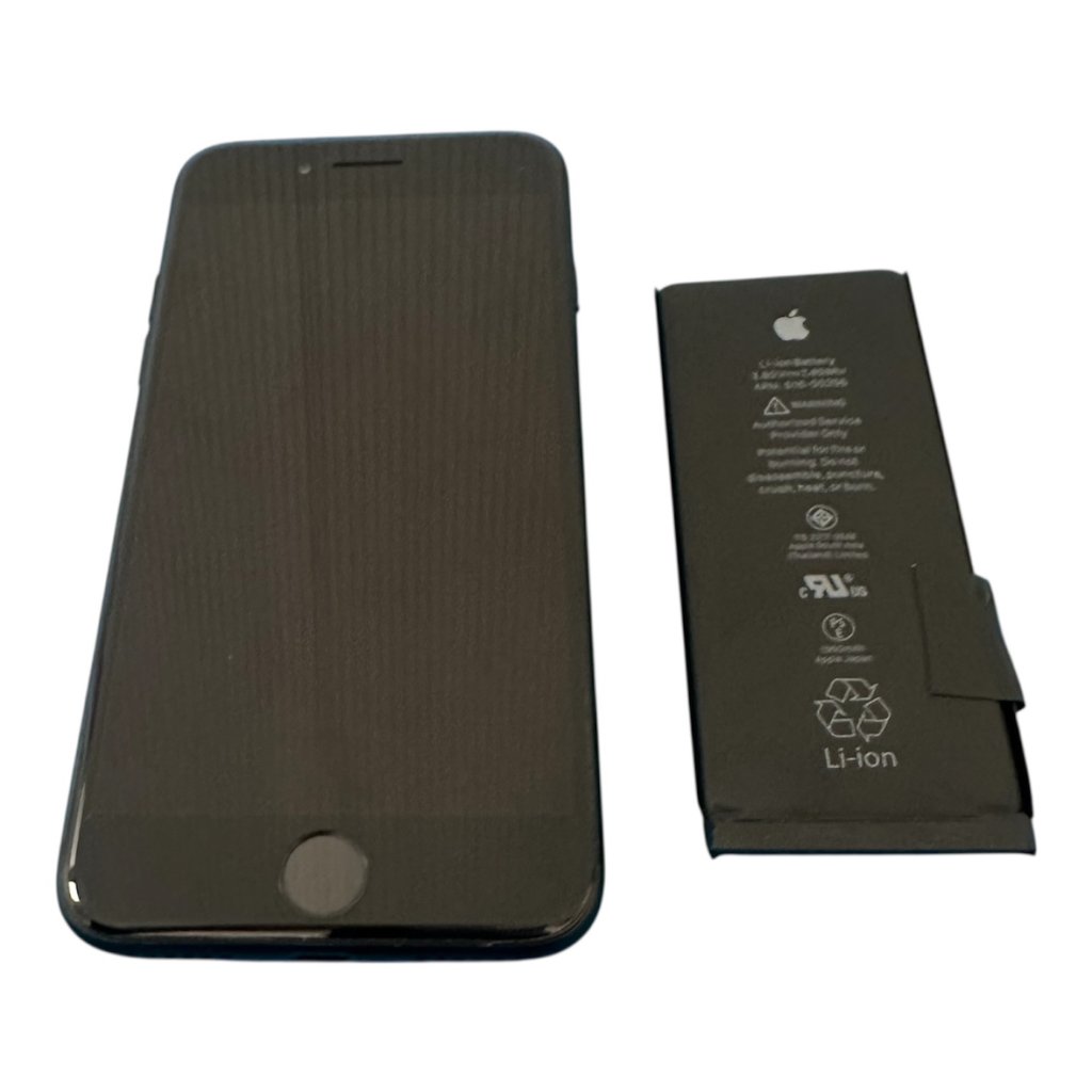 iPhone SE3　バッテリー交換