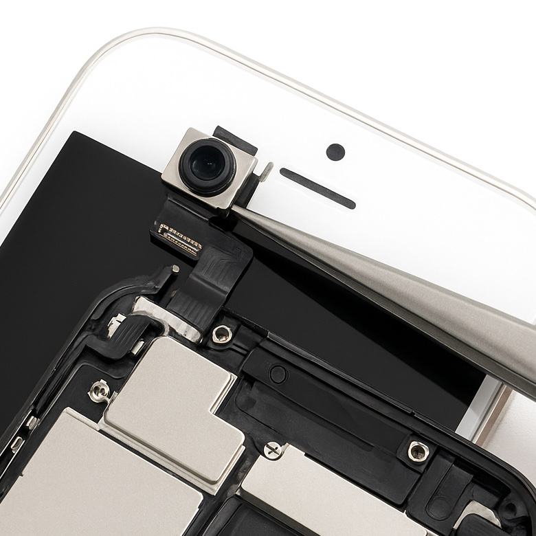 iPhone SE(第3世代) インカメラ交換修理