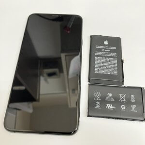 iPhoneXSMax バッテリー 交換 修理