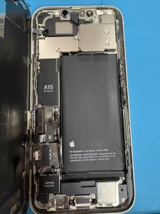 iPhone 13 バッテリー交換