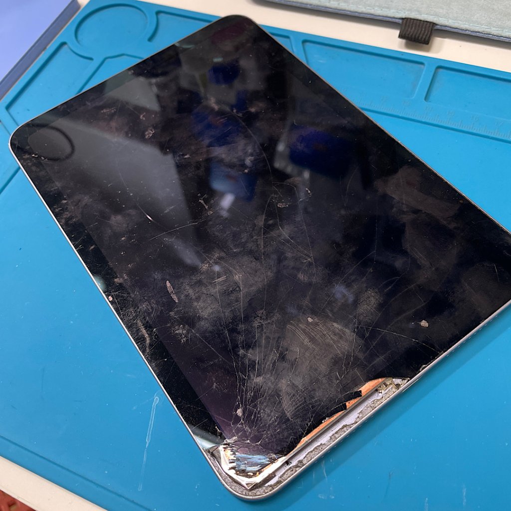 iPad Pro11インチ 第3世代 液晶交換| 我孫子市布佐下新田| バッテリー交換も電話予約で即日お渡しの修理対応しております‼︎