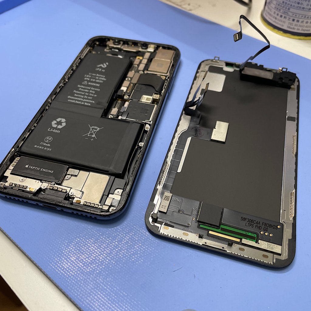 iPhoneX ブラックアウト 液晶交換| 千葉県印西市小倉台| 液晶交換も即日お渡しで修理対応しております‼︎