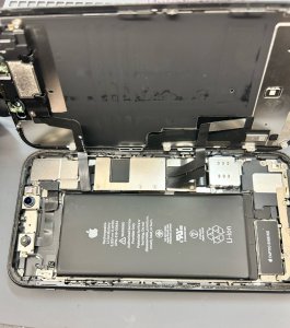 【iPhone 11 /フロントパネル交換修理】◎即日対応します！