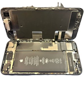 【iPhone SE2/バッテリー交換修理】◎即日対応いたします