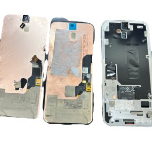 Androidスマホ 【 Google pixel 8a】フロントパネル交換修理／即日対応！！