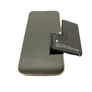 iPhone13Pro　バッテリー交換
