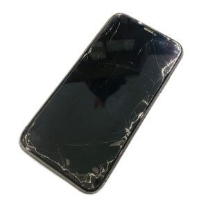 iPhone11 液晶交換（ブラックアウト）