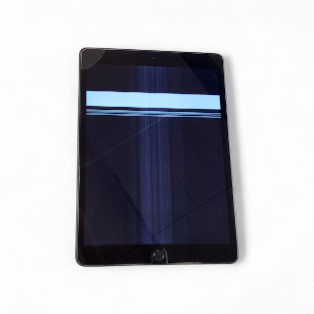 【iPad 9世代 液晶交換】気が付いたら画面の液晶が破損していた。無印iPadの修理料金はリーズナブル！｜根室市宝林町