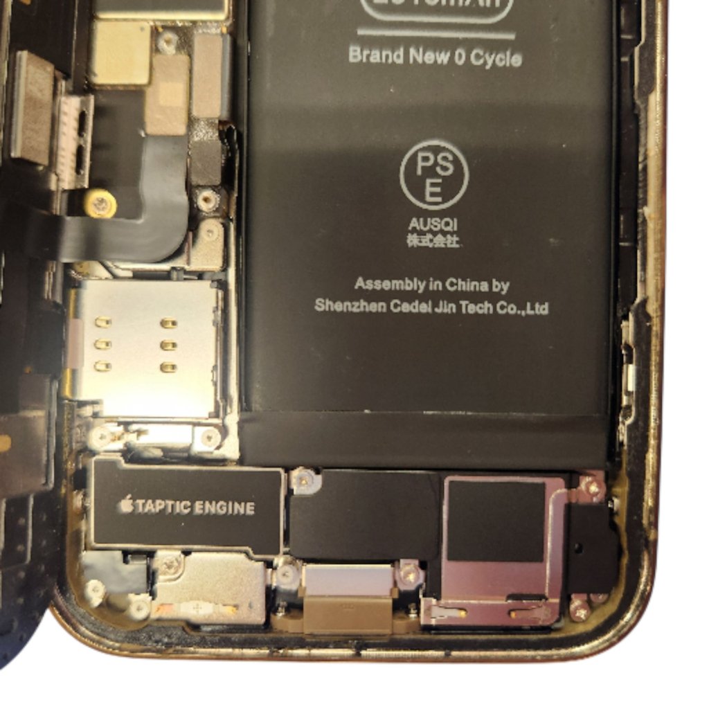 【iPhone12Pro 充電口の交換】昨日から突然、充電ケーブルをさしても充電がされなくなった！原因がわからず不安 | 根室市花咲港