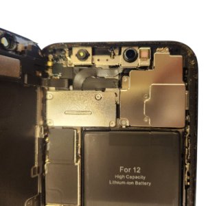 【iPhone12 スピーカー交換】通話中の相手の声がきこえにくい！我慢して使用していたけど限界がきた！ | 根室市昭和町