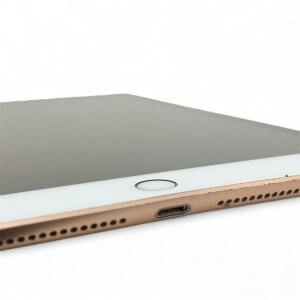 【iPad8 コネクタ修理】