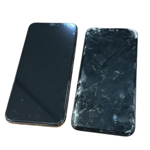 iPhone11Pro 液晶交換 (液晶ガラス割れ、タッチ不良)