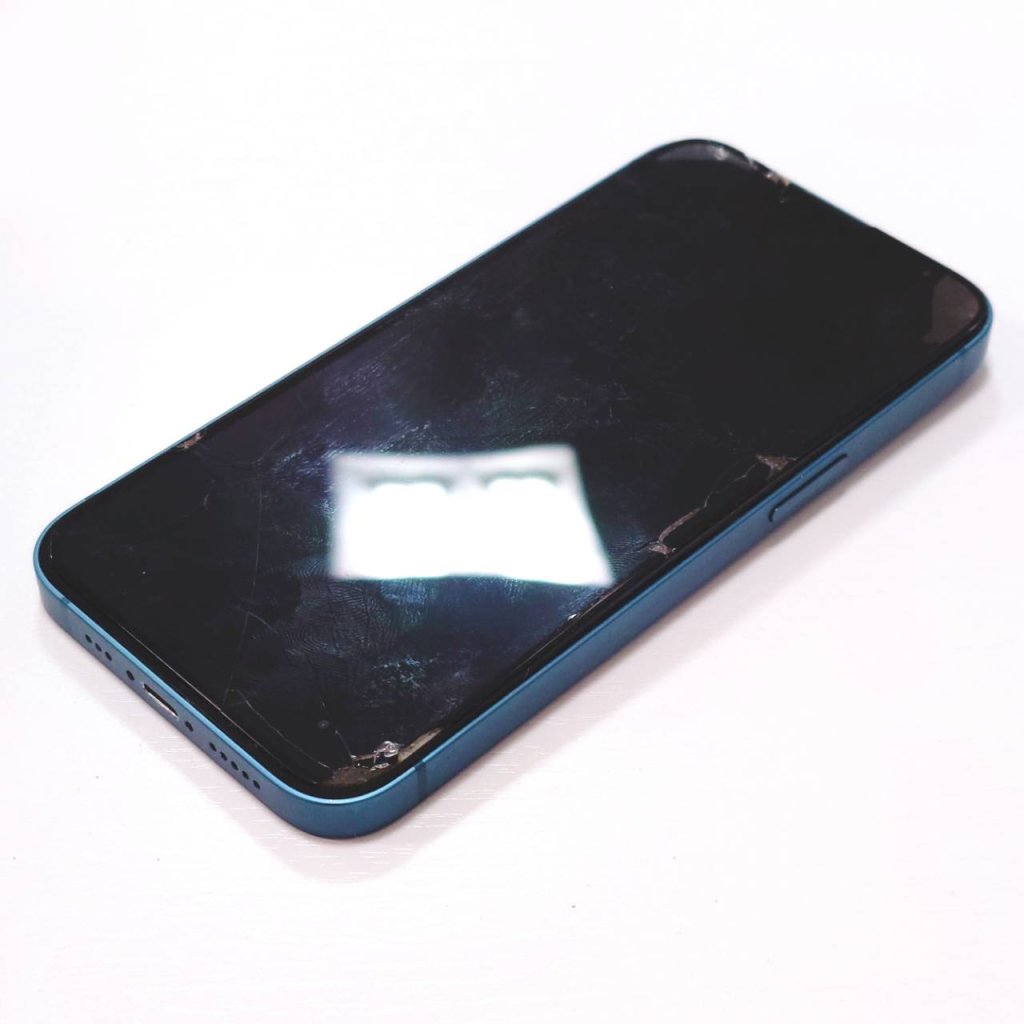 iPhone13 液晶交換