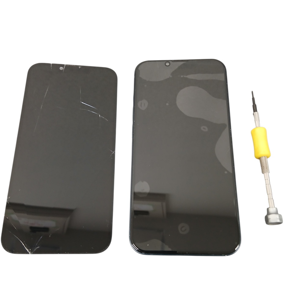 iPhone13 液晶パネル交換