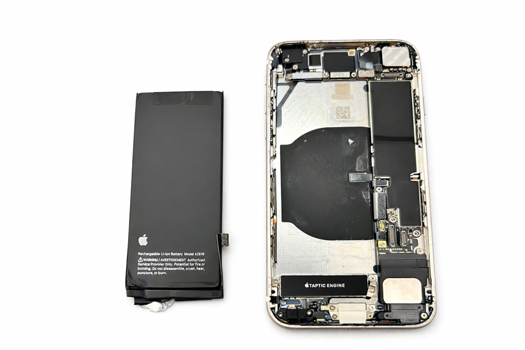 【iPhone SE3/バッテリー交換修理】◎即日対応いたします