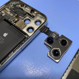iPhone13 Pro アウトカメラ修理| 常総市| アウトカメラ交換も電話予約で即日お渡しの修理対応しております‼︎