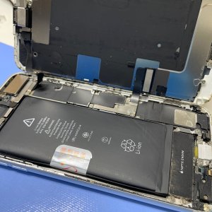iPhone8Plus  バッテリー交換修理 | 龍ケ崎市慣馬町| バッテリー交換も即日30分で修理対応いたします！