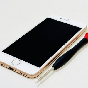 iPhoneSE第二世代 液晶交換