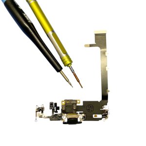 iPhone11ProMax ライトニング修理