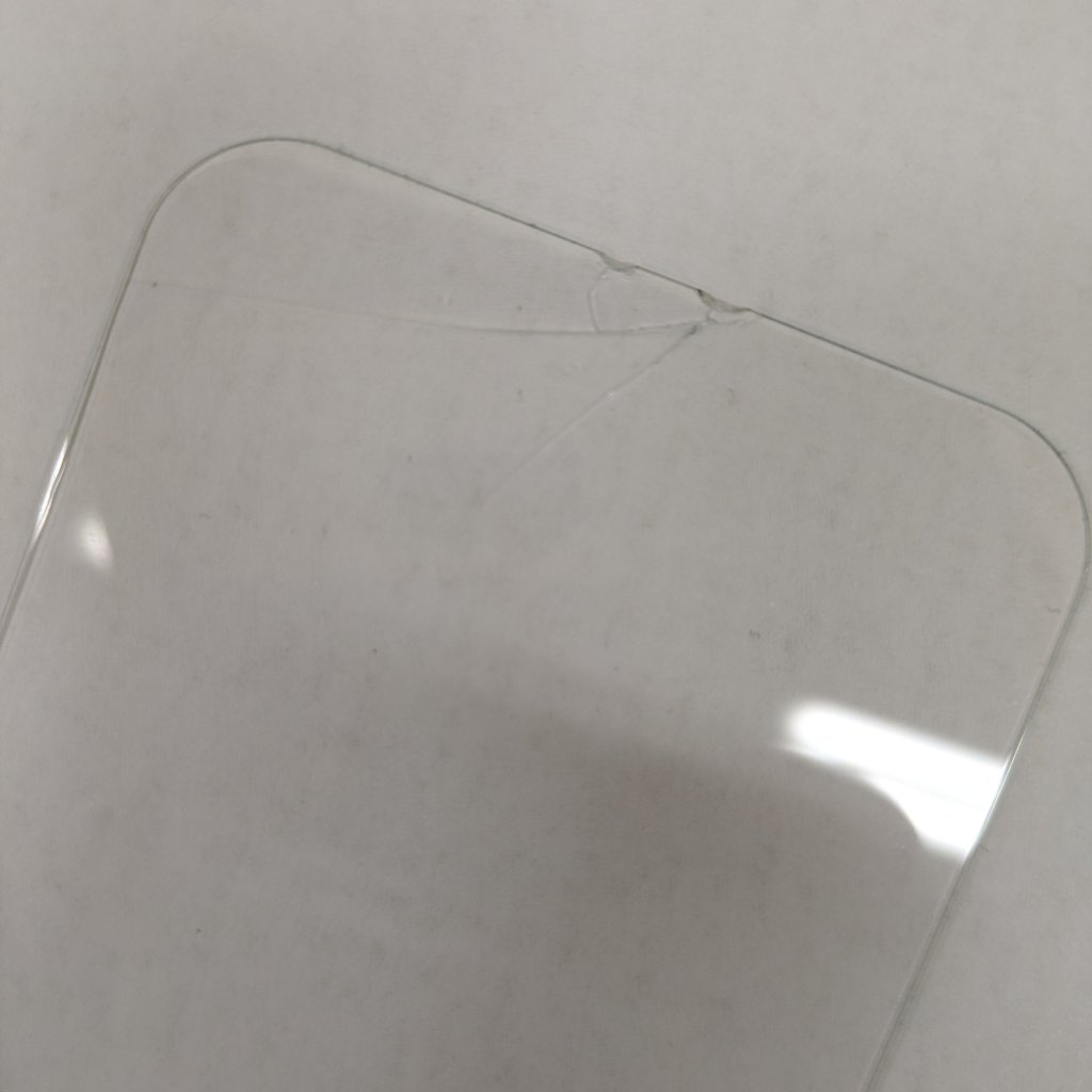 iPhone13　強化ガラス