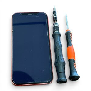 iPhone12のパネル交換