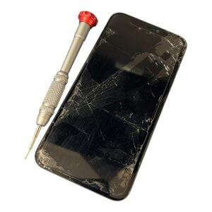 【画面割れ】iPhone11液晶交換修理