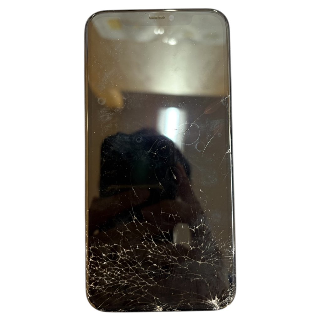 iPhone11 フロントパネル交換