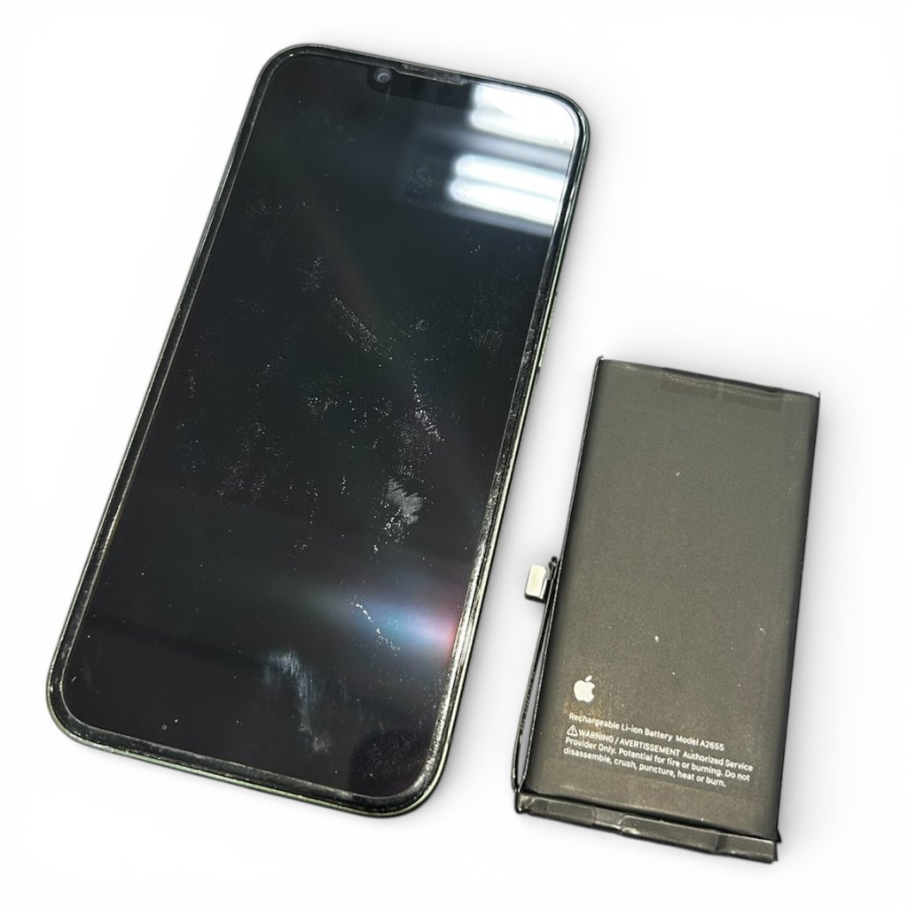 iPhone13 バッテリー交換(最大容量77％)