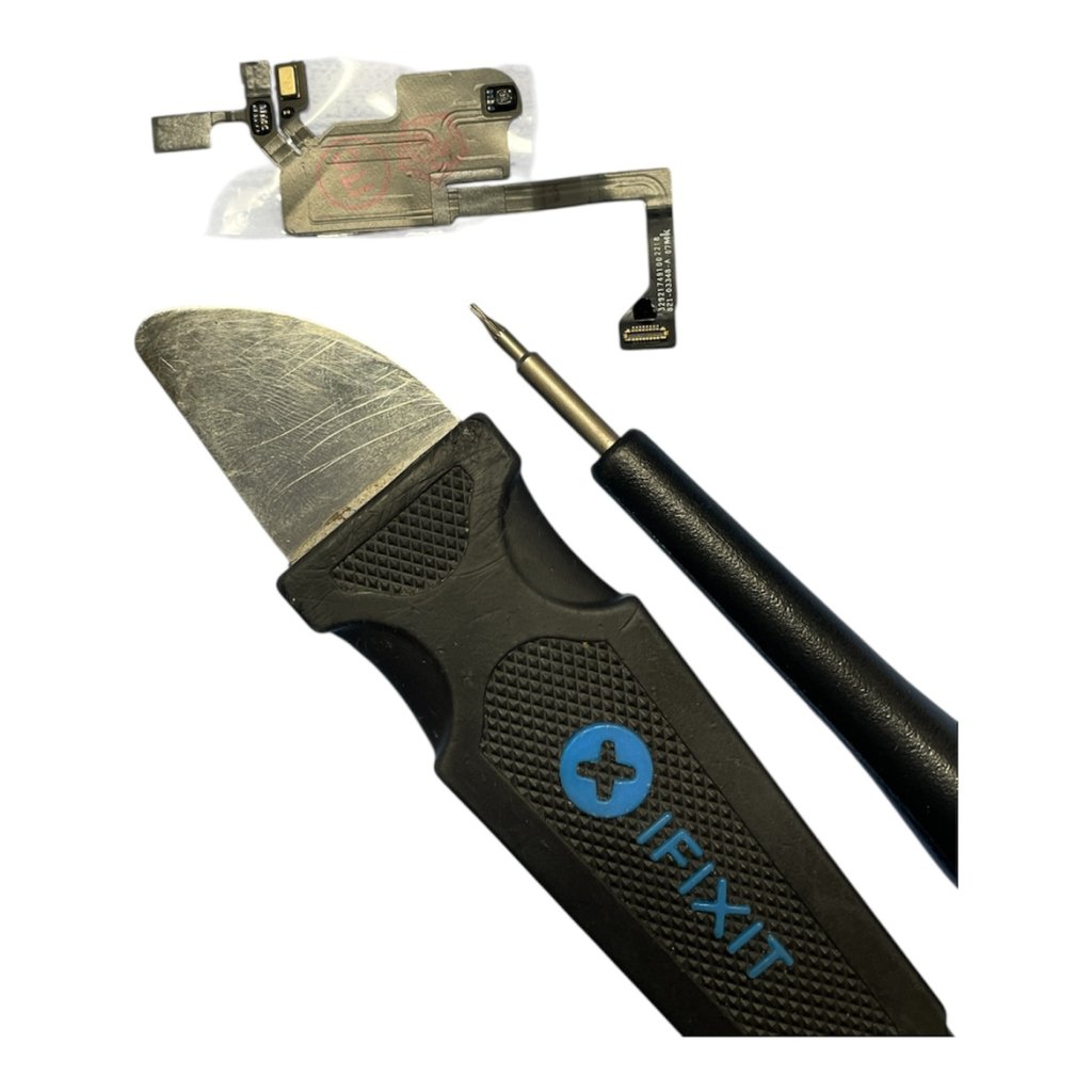 iPhone13 近接センサー 修理