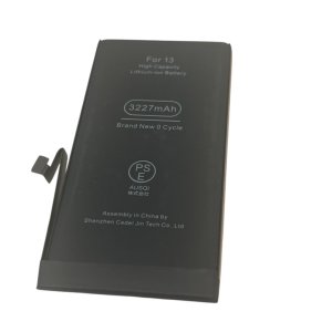 iPhone 13 のバッテリー修理（交換）