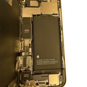 iPhone13 バッテリー交換