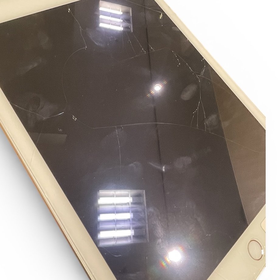 【画面割れ】  iPad 第5世代 液晶交換修理