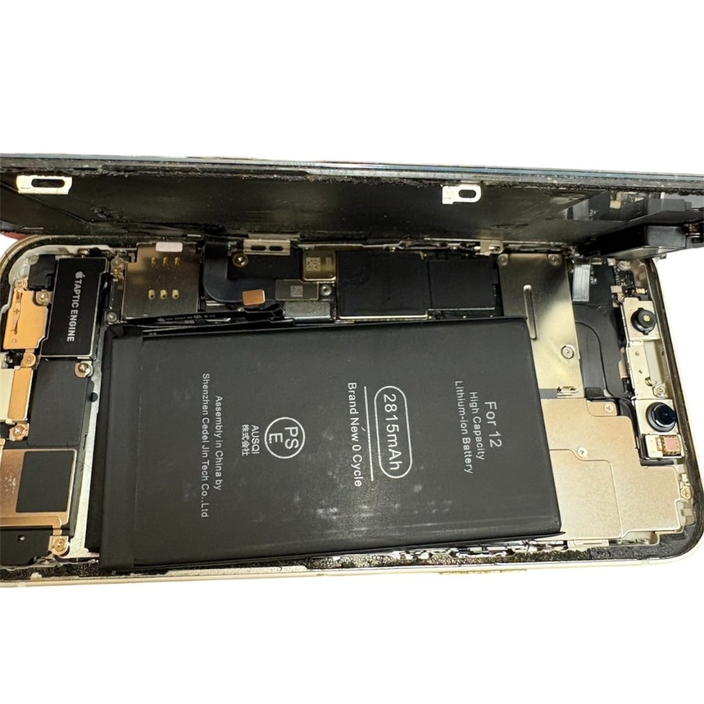 iPhone12 バッテリー交換